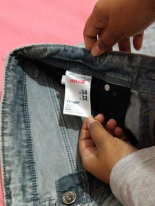 Men's Light Wash Jeans