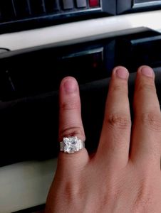 Sparkling Square Cut Ring
