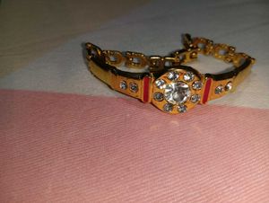 Elegant Gold Tone Bracelet with Stones 🎗☺