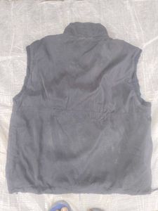 Sleeveless Quarter Zip Vest