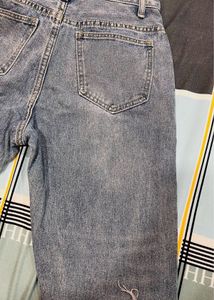 Distressed Denim Capri Jeans