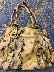Stylish Yellow Animal Print Handbag