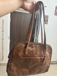 Baggit Brown Solid Shoulder Handbag