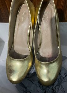 Golden Party Wear Heels