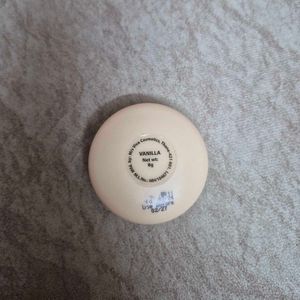 Nykaa Macaron Vanilla Lip Balm