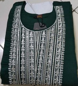Elegant Embroidered Kurta Set with dupatta- Green