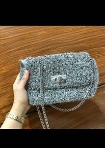 Textured Chain Shoulder Bag