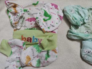 9 set of mittens, cap socks