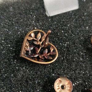 GIVA Heart Stud Earrings