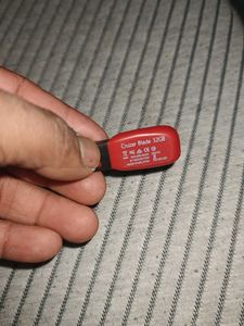 SanDisk USB Flash Drive 32gb