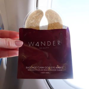 Wander Beauty Baggage Claim Gold Eye Masks