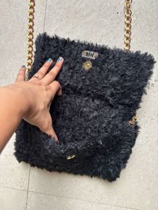 fur hand bag