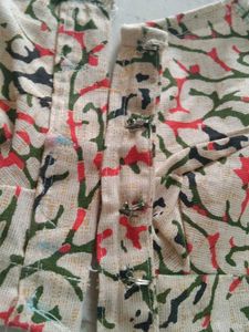 WHITE AND RED COLOUR COMBO BLOUSE