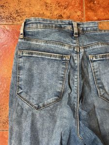 Light Wash Flared Jeans