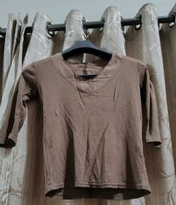 Brown V-Neck 3/4 Sleeve Top