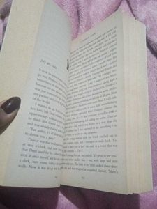 A Narrow Door by Joanne Harris - Thriller