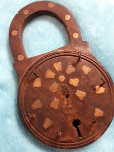 Used But Antiqe Key Holder