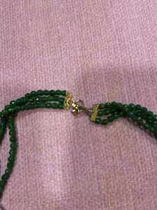 woman green stone elegant necklace set