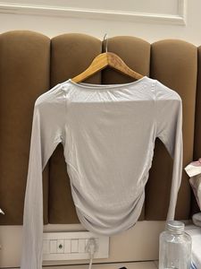 Chic Ruched Long Sleeve Top