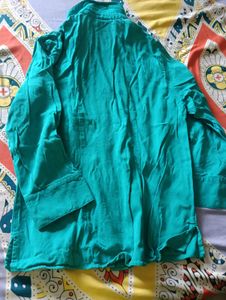 Teal Button-Up Long Sleeve Shirt