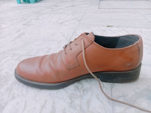 Men Leather Brown Shoes Brand Carlo Romano 7 No. Very Less Use