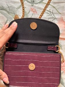 assessorize London  Burgundy Croc Embossed bag