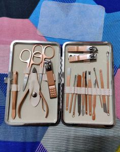Complete Nail Care Kit - Rose Gold Finish