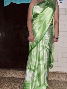 Elegant Green pure crepe Silk Saree