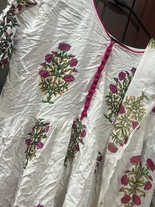 White Floral Print Kurta with Dupatta