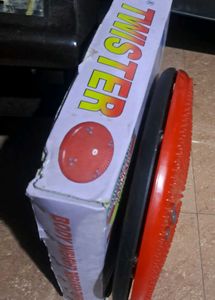 TWISTER