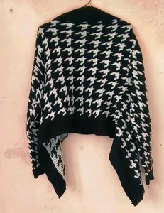 Houndstooth Knit Cardigan