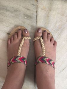 Woven Toe Ring Sandals