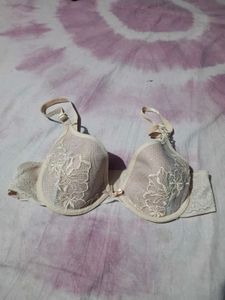 Lace Detail Underwire Bra