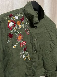 Very cute Crop Top Or jacket Depends How You Wanna Style It