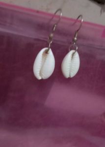 Seashell Dangle Earrings - Beach Vibes