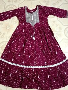 Maroon Kurta with White Ditsy Print
