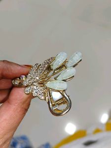 Sparkling Rhinestone Hair Claw Clip