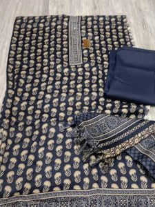 pashmina suit with shawl