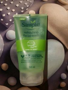 Simple Refreshing Facial Wash