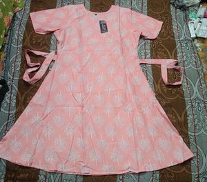 Stylish Pink Tree Print Kurta