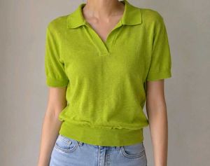 Casual/ Minimal top : green T shirt