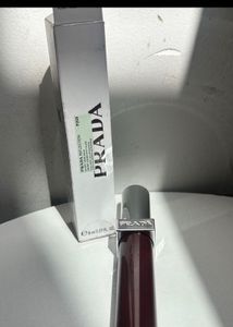 PRADA Glossy Liquid Lip Balm