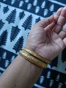 Golden Bangles (Set of 2)