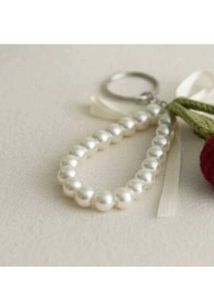 woolen tulip keychain with beeds