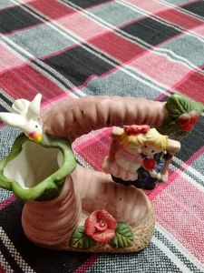 Cute Couple Showpiece