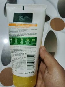 Garnier Vitamin C Face Wash
