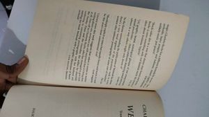 Weird book 🔥 🌚📚 WETLANDS by Charlotte Roche
