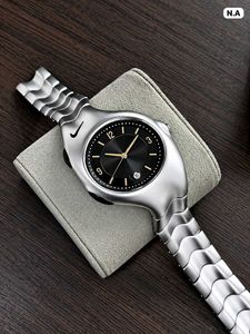 Unique Nike(COPY )wristwatch with a rose-gold body