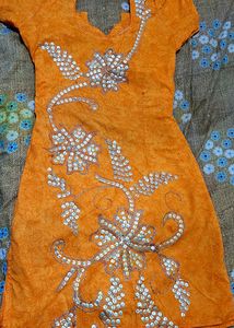 Quality Orang Salwar Sut with Chunari