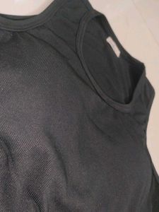 Sleek Black padded Sleeveless Tank Top